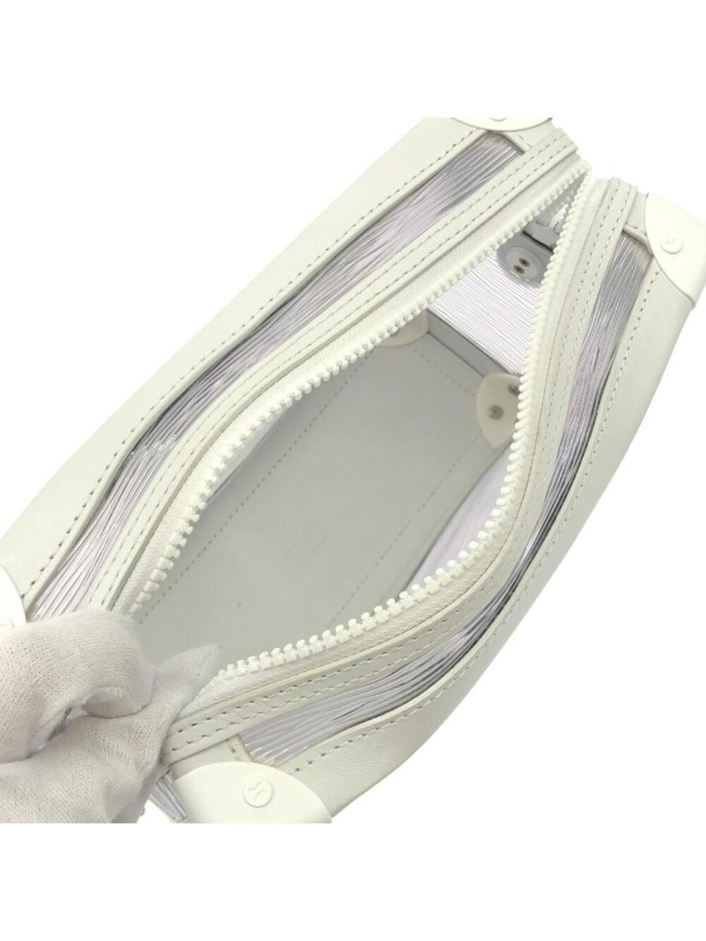 Louis Vuitton Soft Trunk - Picture 7 of 7